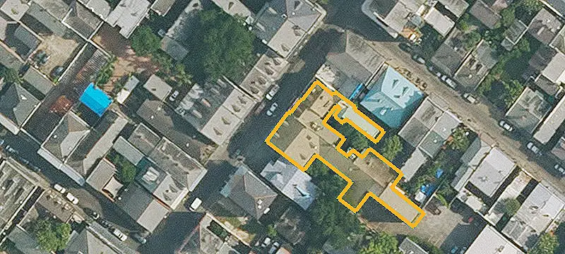 Mixed-Use Property with Courtyard