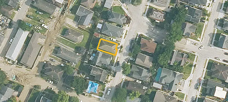 Updated Duplex with Porches