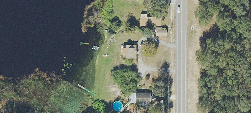 Lakefront Duplex With Guest House
