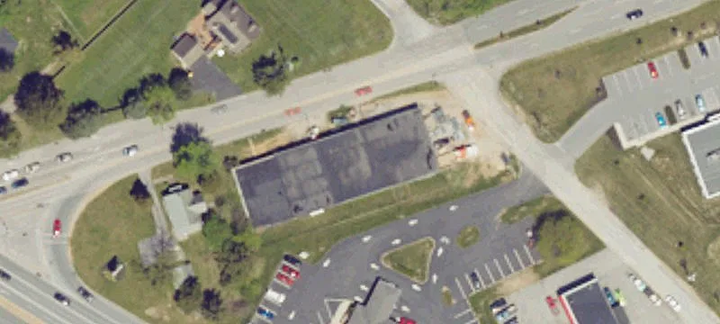 Four-Unit Warehouse Building