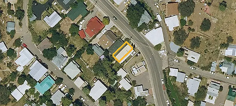 Duplex with Detached Cottage