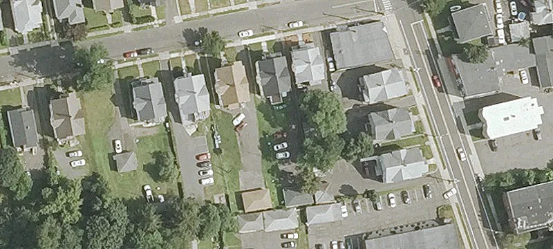 3-Unit Residence with Garage