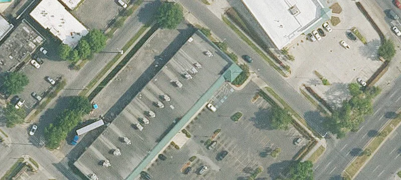 Endcap Shopping Center Space