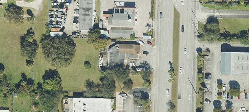 Grocery Store with Front Parking