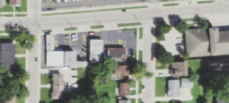 Freestanding Grocery Store