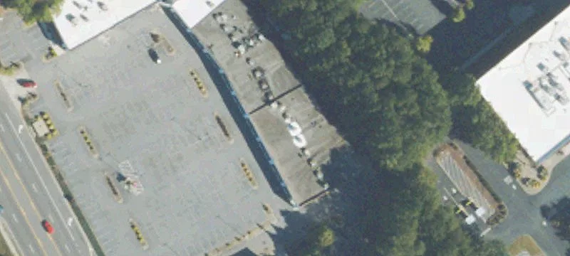 Open-Layout Retail Space