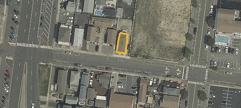 Vacant Duplex on Double Lot