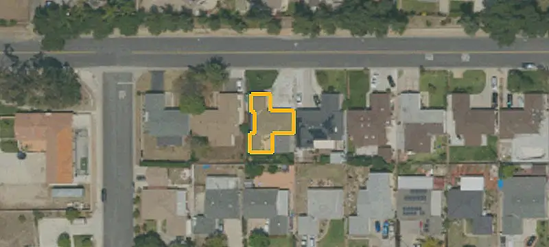 18-Unit Apartment Building