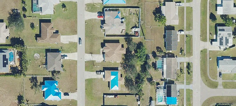 Three-Bedroom Duplex With Garages