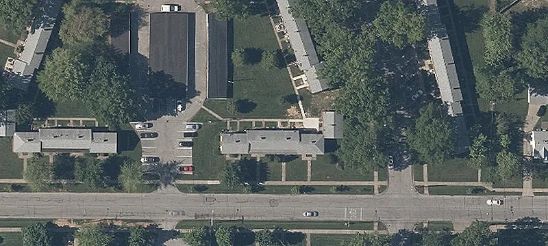 Equipped Bar and Pub Building