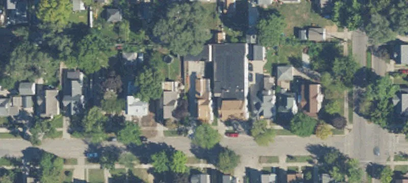Mixed-Use Property with Bonus Space
