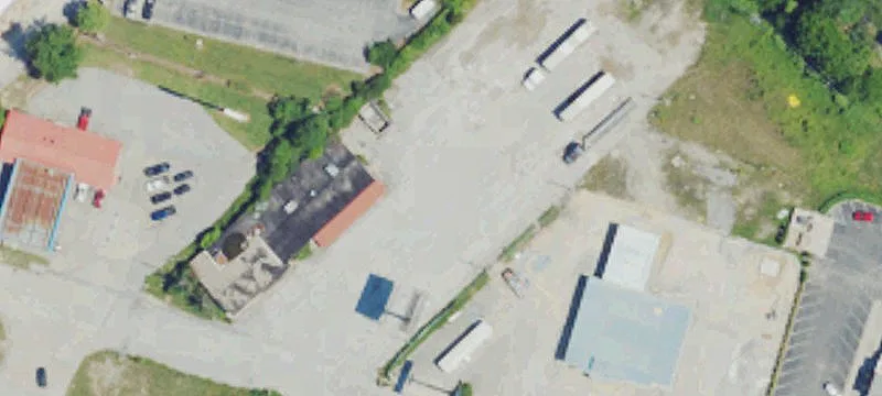 Road-Facing Flex Bay