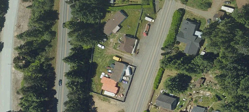 Mixed-Use Property with Upper-Level Living