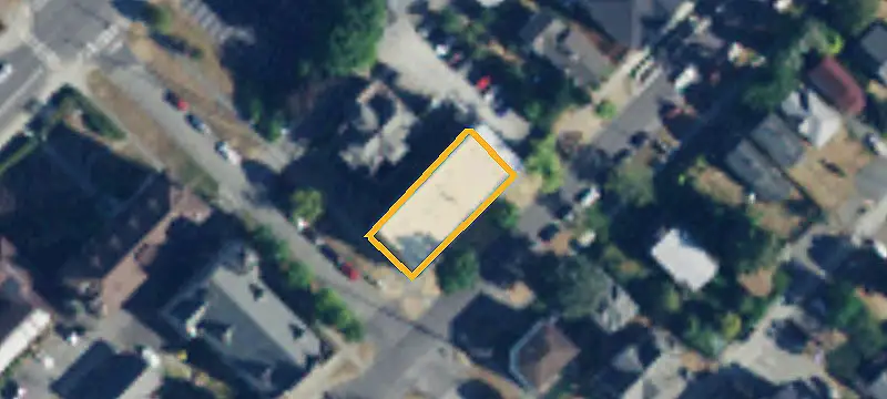 Four-Story Beaux-Arts Apartment Building