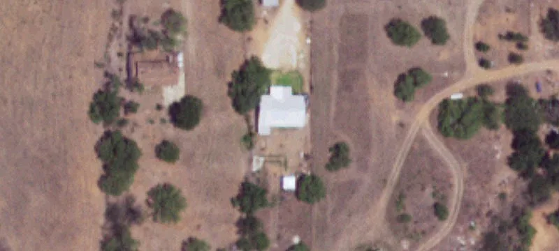 435 County Road 7715, Devine, TX 78016