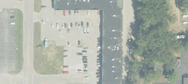Shopping Center Near Major Retailers