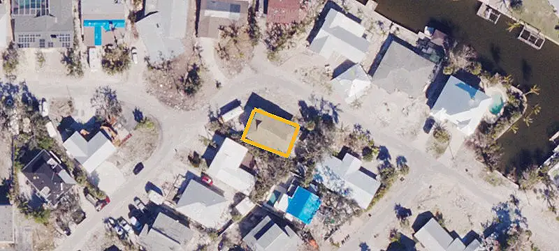 Beachside Triplex with Owner’s Unit