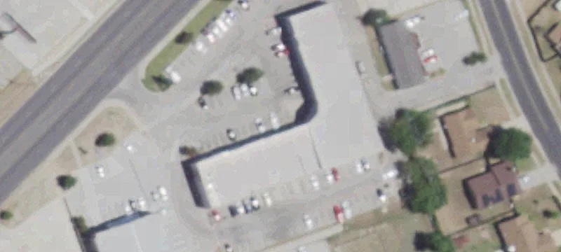 Office Unit in Commercial Center