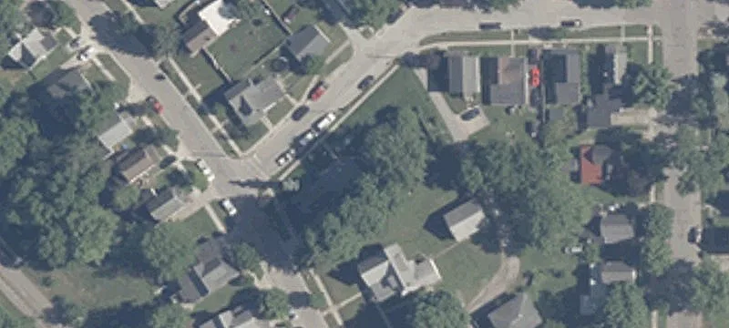 Duplex With Separate Utilities