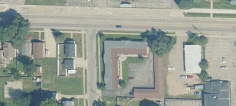 14-Unit Brick Apartment Building
