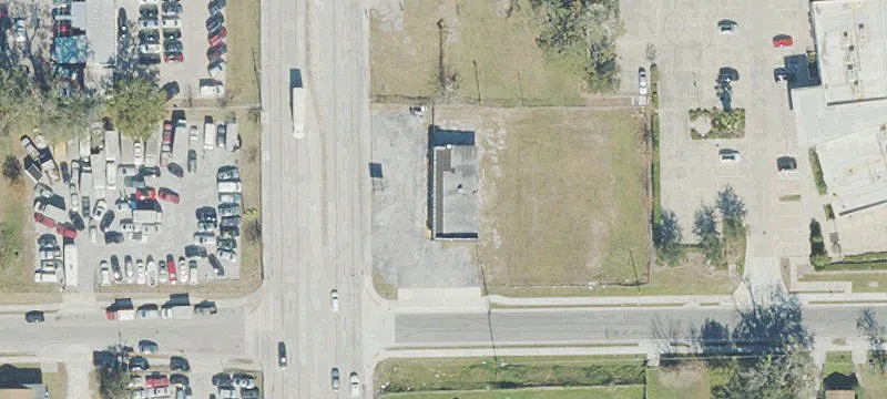 Commercial Land at Signalized Corner