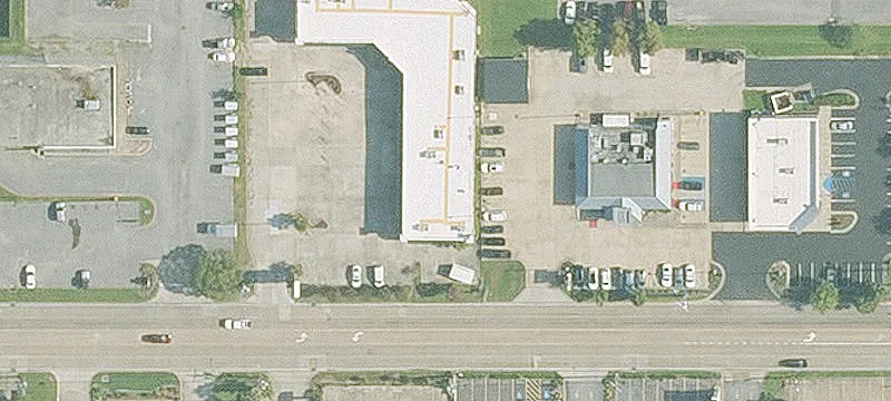 Flex Building with Drive-Through