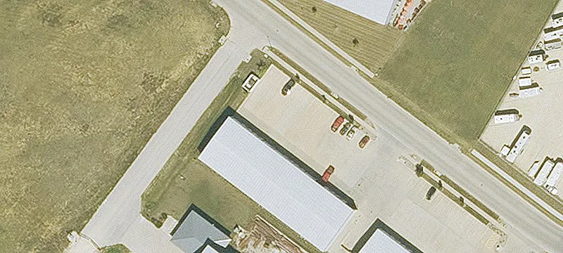 Industrial Flex Space with Overhead Door