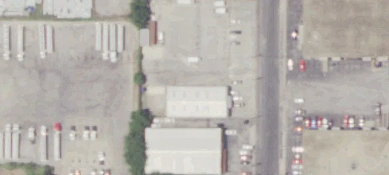 Renovated Flex Space with Secured Yard