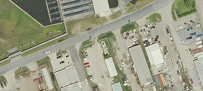 Renovated Flex Space With Yard
