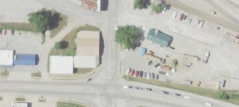 Bar and Pub with Private Parking