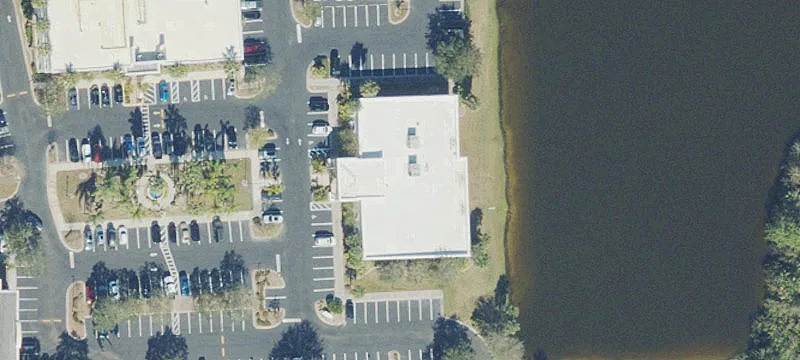 Single-Tenant Office Building