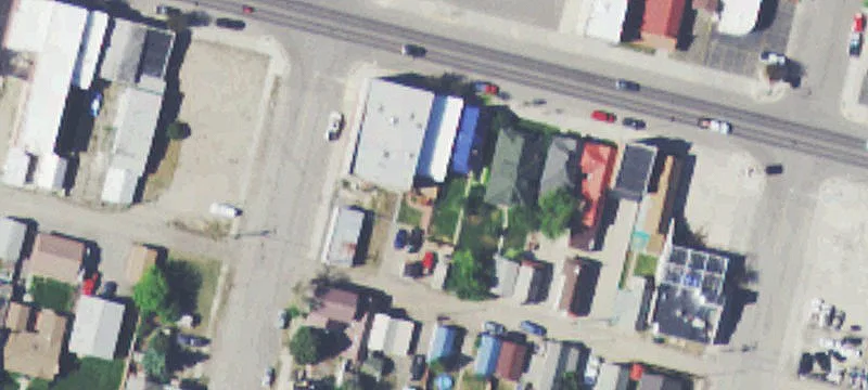 Mixed-Use Building With Residence