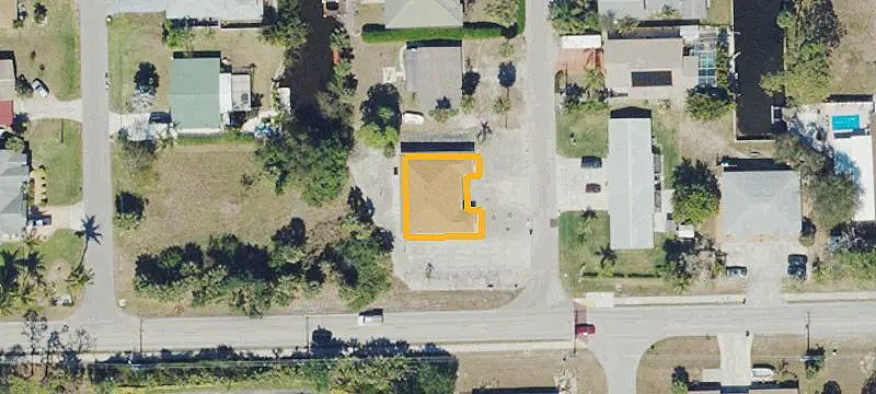 Updated Duplex with Canal Access