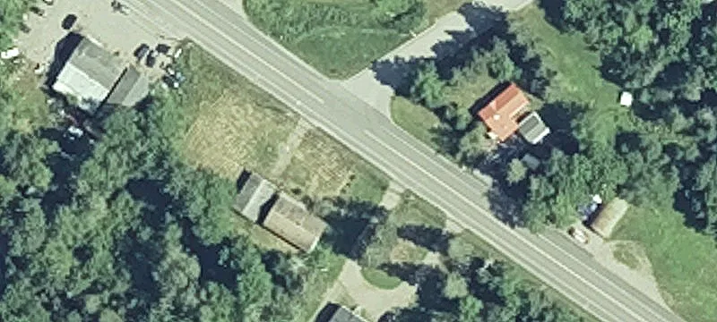 Two-Bay Car Wash Property