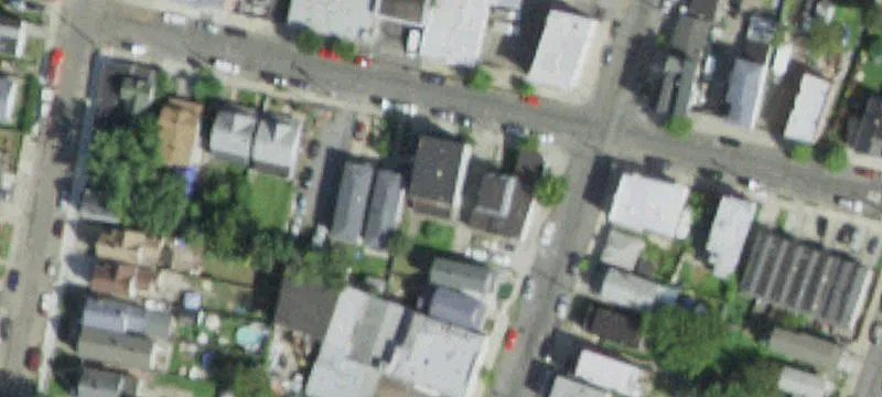 6-Unit Apartment Building