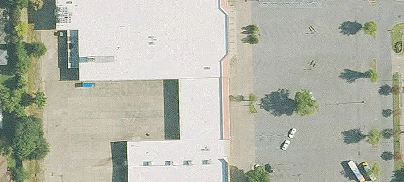 Anchored Shopping Center Space