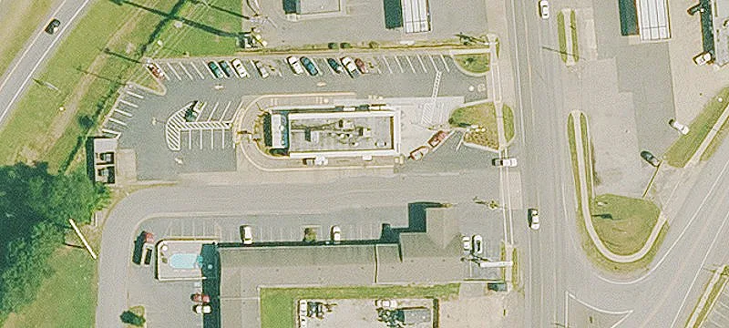 Restaurant Building Near Interstate Access