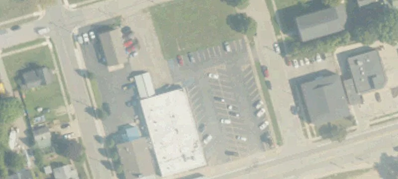 Strip Mall with Rentable Garage