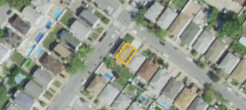 Detached Two-Family Duplex