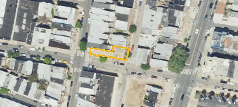 Double-Wide Duplex with Roof Deck