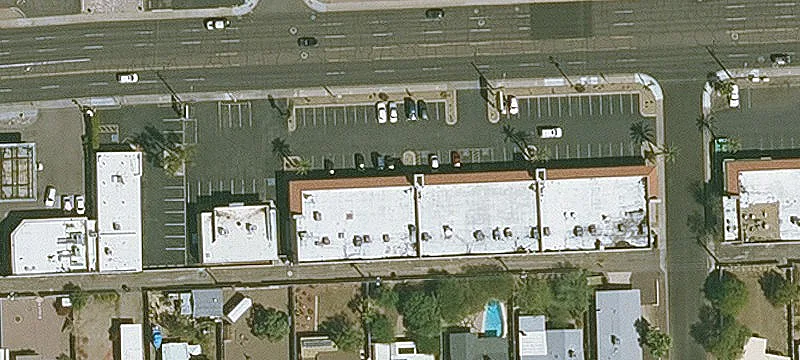 Signalized-Corner Strip Mall Unit