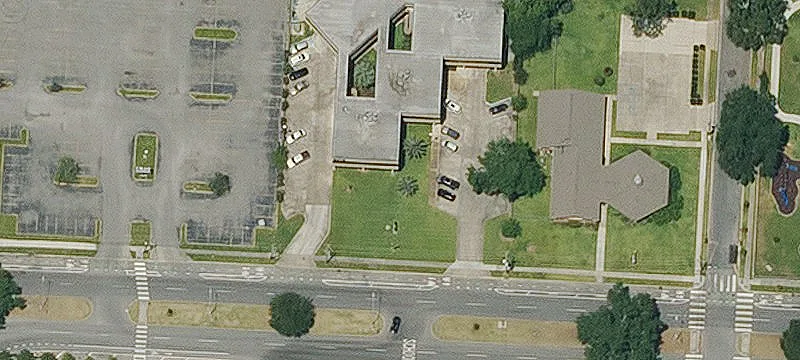 MacArthur Office Units