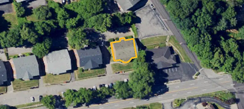 16-Unit Apartment Building