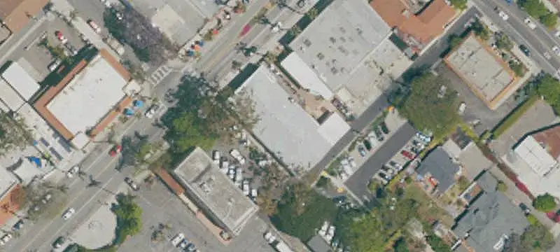 Multi-Tenant Shopping Center