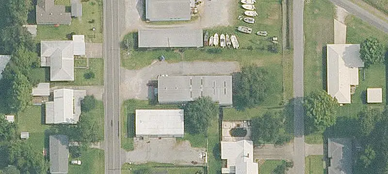 Fenced Flex Space with Warehouse