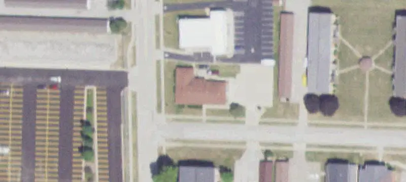 One-Story Brick Specialty Property