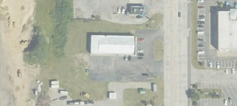Auto Shop Suite with Hoist