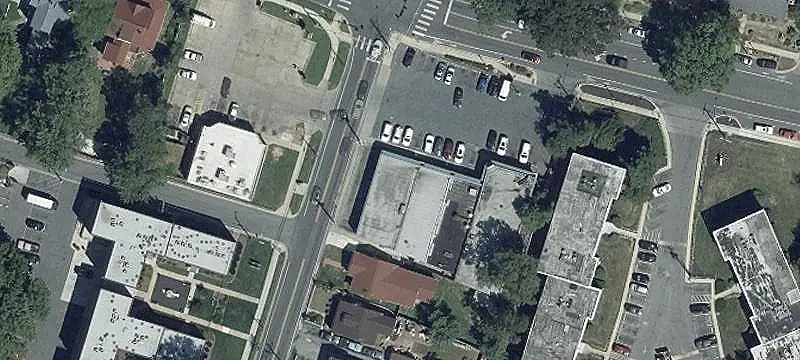 End-Cap Retail Space
