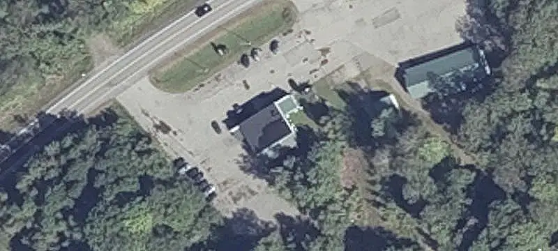 Auto Shop with On-Site Parking