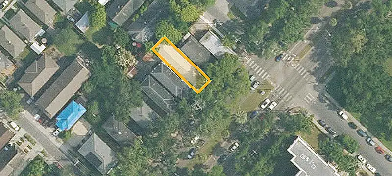 Updated Duplex with Private Courtyards